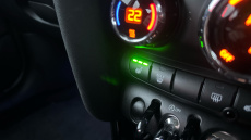 MINI Hatchback 1.5 Cooper Classic Premium 5dr Auto Petrol Hatchback